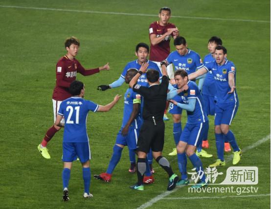 重庆主场擊败贵州恒丰智诚,取的积分榜前四 重庆主场擊败贵州恒丰智诚,取的积分榜前四