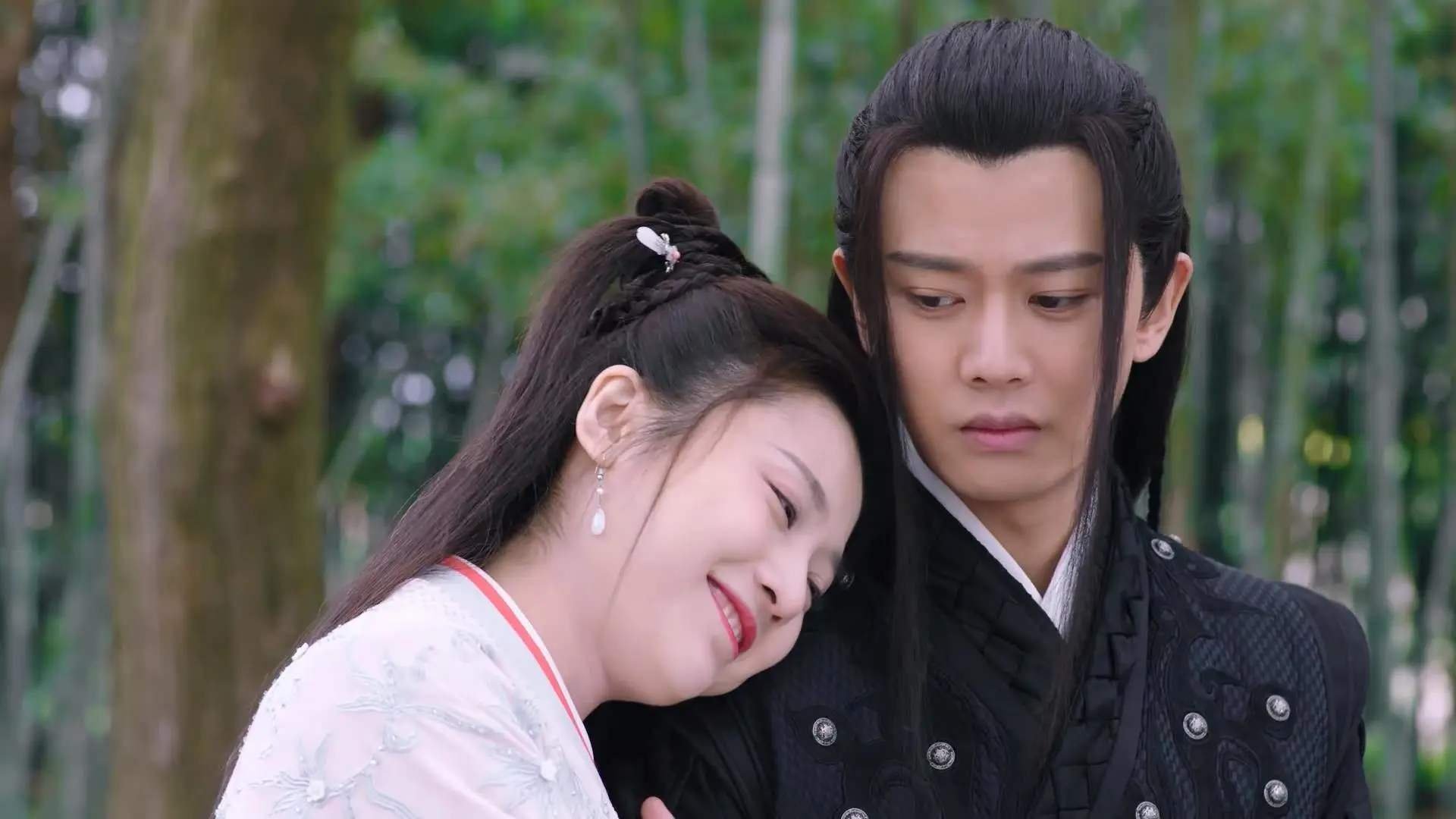 星光乍泄，霍勒迪关键时刻连砍11分，火箭险胜上海上演逆转好戏